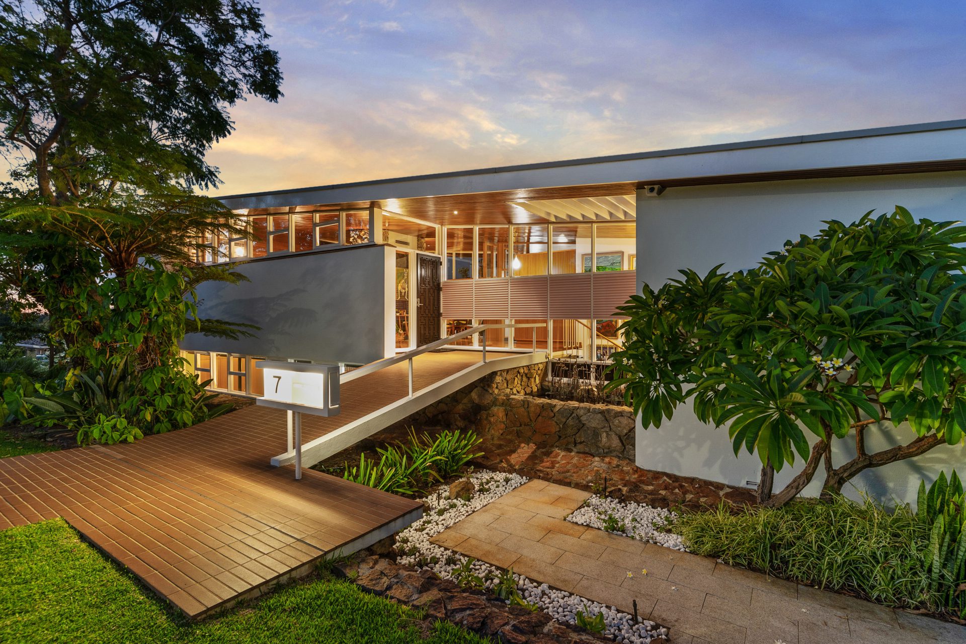 Melissa Lekias and artist Stormie Mills buy Golowin House in Mount