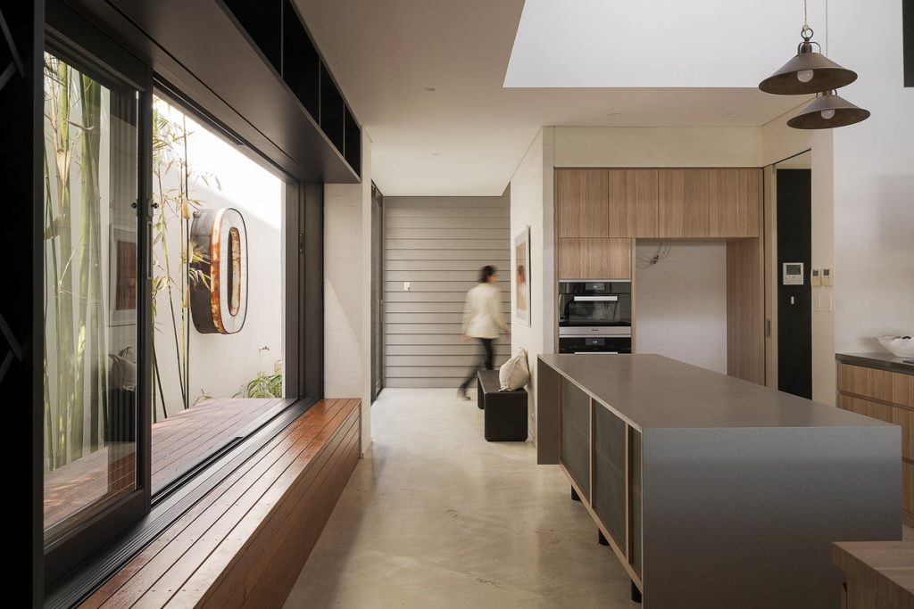 _DSC4858_d7db-dcc9-a9a3-0aee-8020-9c27-758d-d715_20250912054521