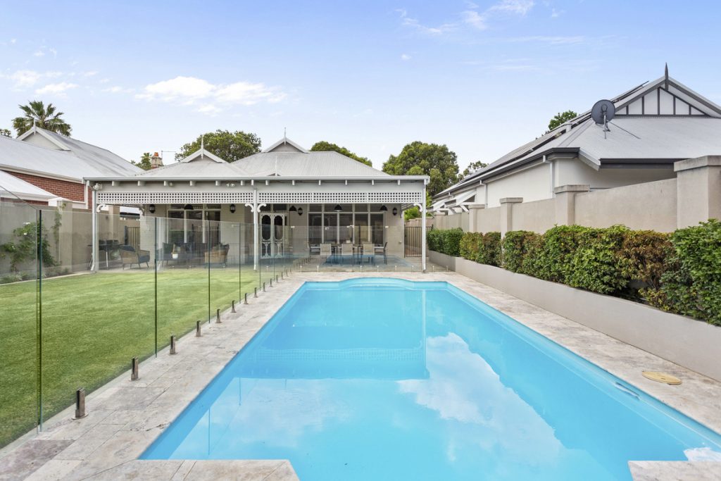 IMG_0792-1-_1ed4-6ce1-f3c9-b55e-04f8-9064-3db7-7f97_20251121075257