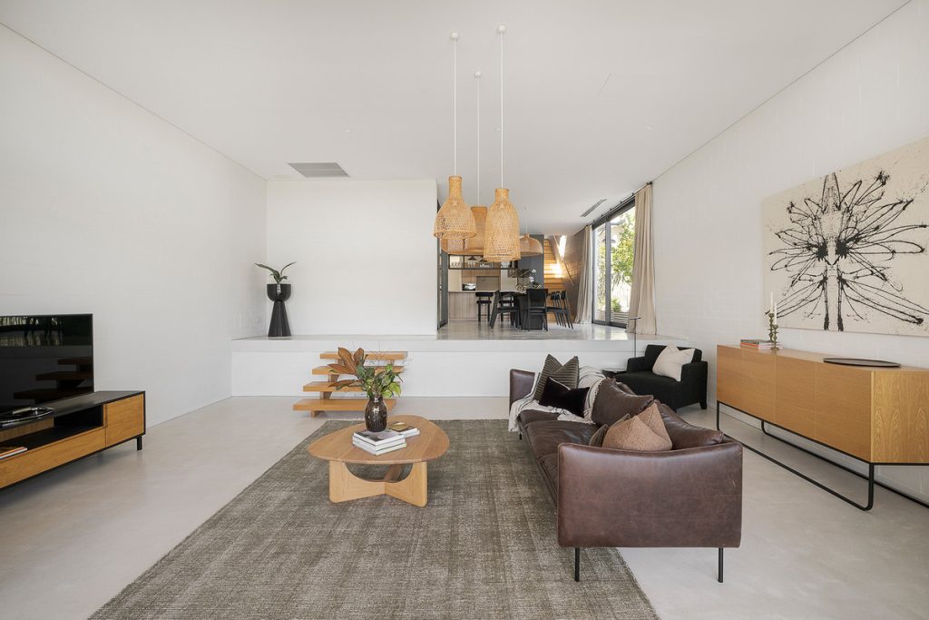 _DSC4202_c1a3-70be-2e0e-6fb8-10ff-9ca2-129c-1c0d_20250912054731