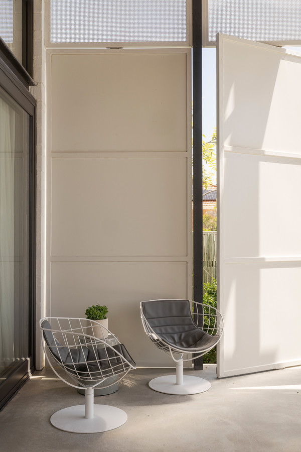 _DSC4826_e1c2-1465-6e55-8c7c-7a1b-30b6-fa07-e217_20250912054545