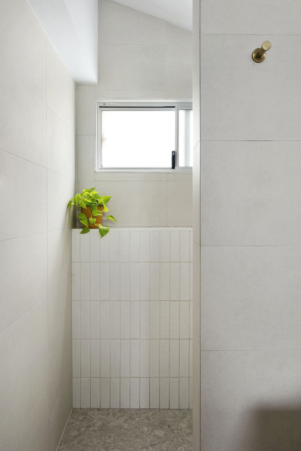 Z63_1144_a470-411e-6f59-19cf-caf4-4ce1-2cc5-c569_20251009034623