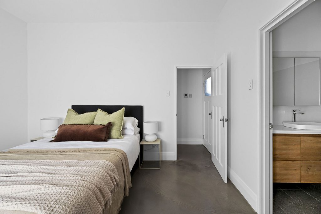 Z63_3671_c209-fdb2-31e0-ca7c-518d-951d-b34d-cc87_20251016042339