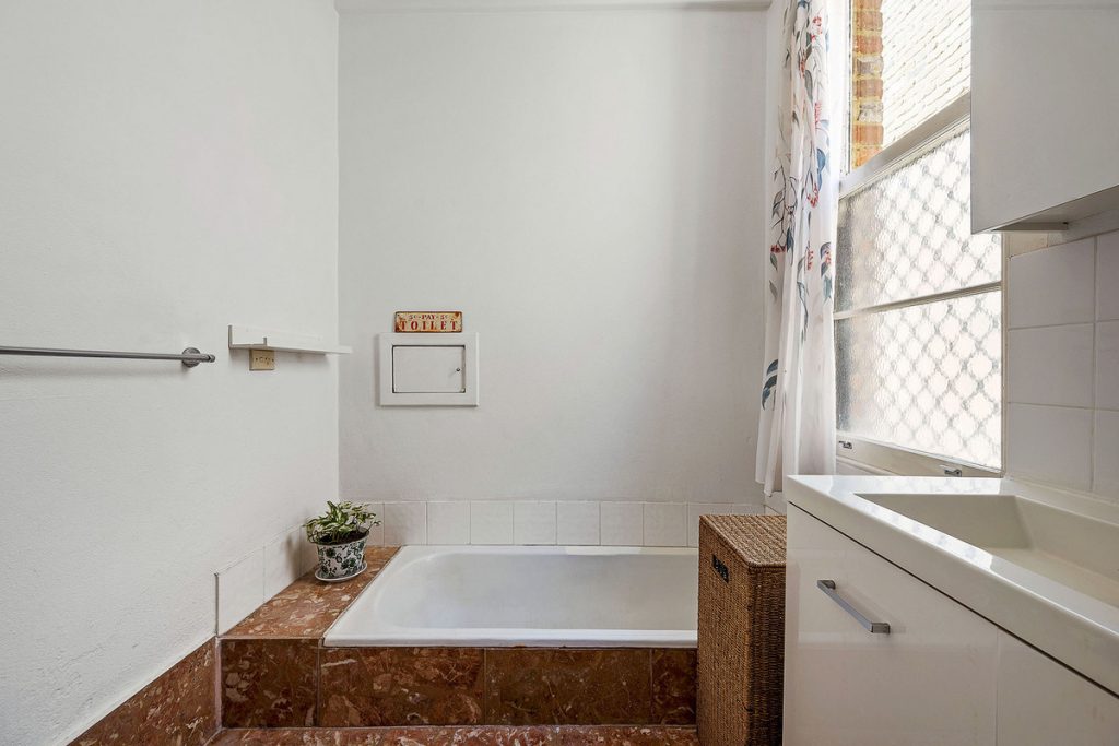 Z63_0906_9f56-f9a1-defe-4f9a-bf55-67cf-11ae-ac25_20260304061411