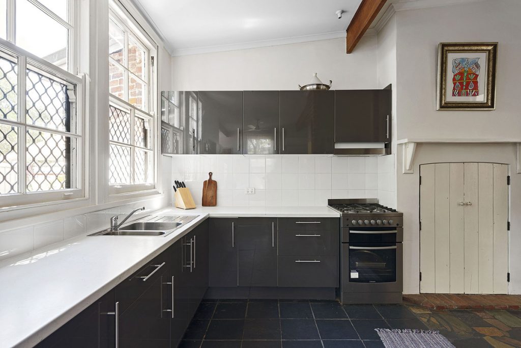 Z63_0930_c83f-d57c-75bb-1b0e-83f4-e2a3-458c-5a53_20260304061415