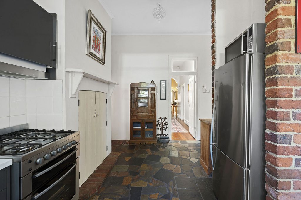 Z63_0933_32fe-37e9-c165-ad48-362a-e61b-f782-db62_20260304061416