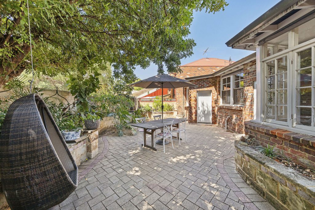 Z63_0980_6eb0-3e7c-cac2-d403-5c1b-65dd-a7c5-341d_20260304061425