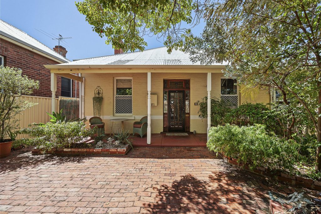 Z63_1045_c9cf-e2f8-1d7e-1eaf-80d1-3107-7815-ef63_20260304061435