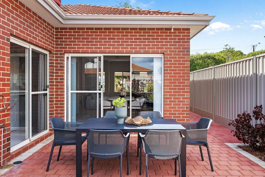 Z63_6153_2d7b-45b4-a79c-0954-1fbd-783d-fdcb-2fda_20260422021117